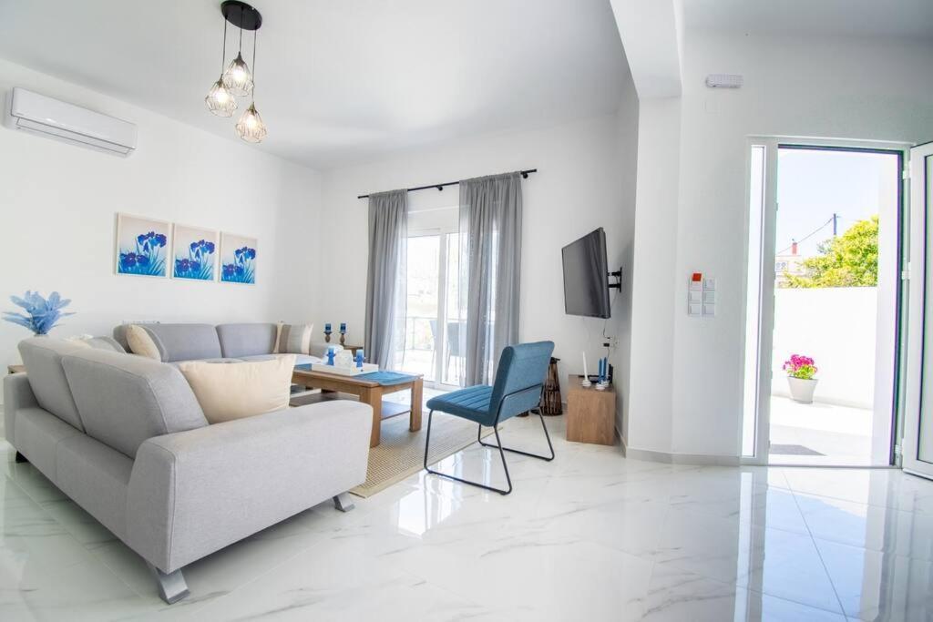 Fileo Family And Friends Living Villa Archangelos  Exterior foto
