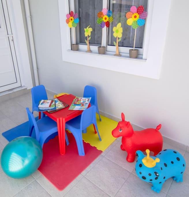 Fileo Family And Friends Living Villa Archangelos  Exterior foto